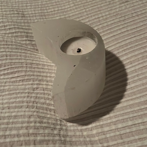 Selenite candle holder, comes with tea candle - Picture 1 of 3